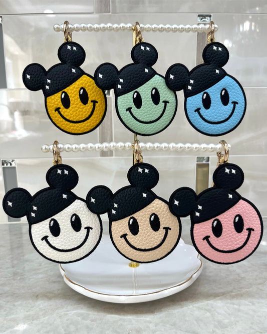 Happy Club - Magic Charm