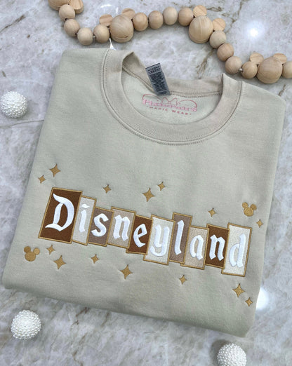 Main Street Classic Crewneck - Neutral